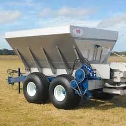 Tandem axle fertilizer spreader